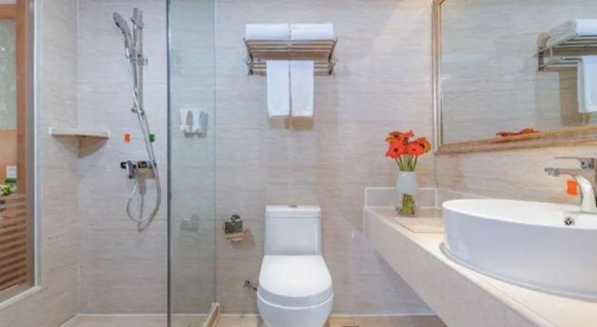 Vienna Hotel Chongqing West Station Southwesten Hospital