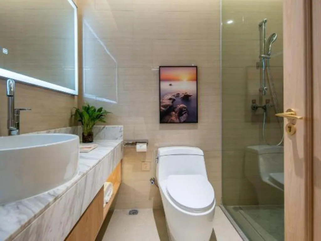 Vienna Hotel Wuhan Guobo Jiangang Metro Station