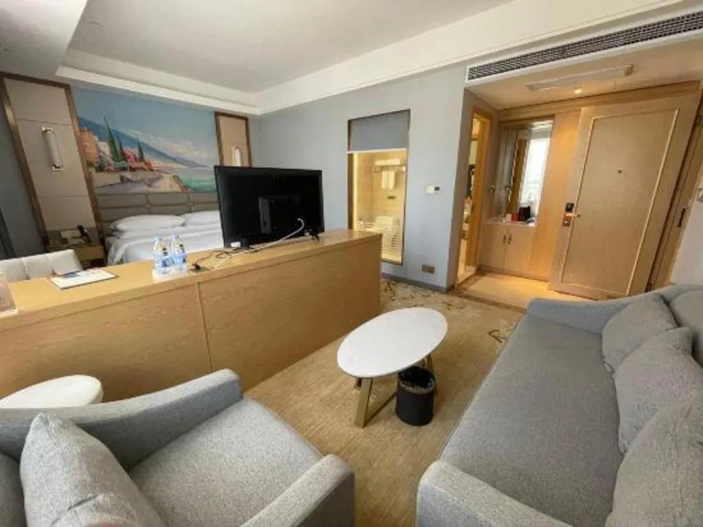 Vienna Hotel Wuhan Guobo Jiangang Metro Station