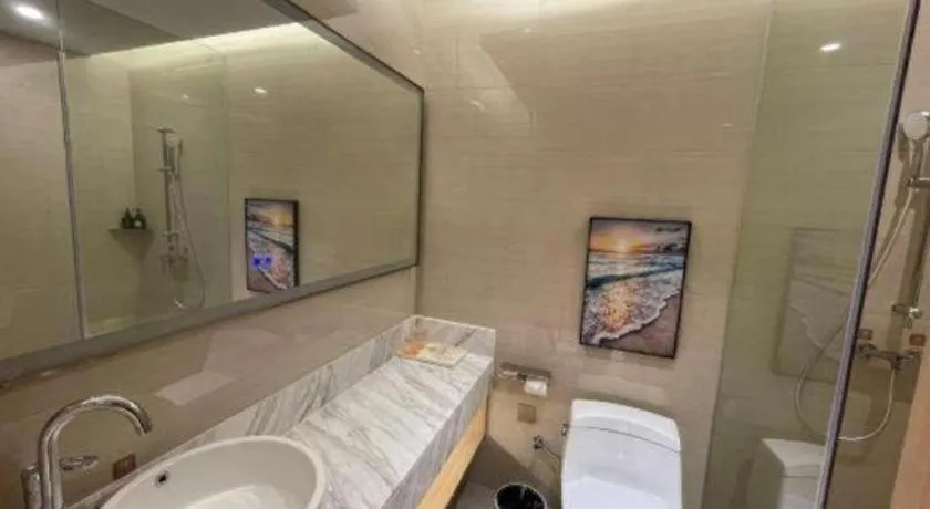 Vienna Hotel Wuhan Guobo Jiangang Metro Station