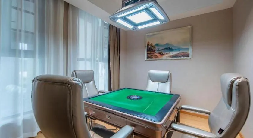 Vienna Hotel Wuhan Guobo Jiangang Metro Station