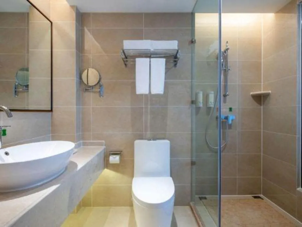 Vienna Hotel Chongqing Lijiatuo Pedestrian Street