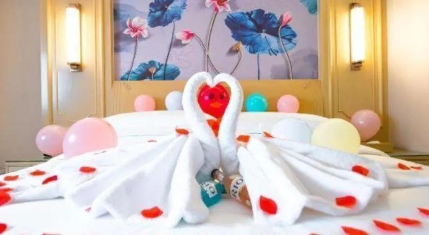 Bed in Vienna Hotel Chongqing Lijiatuo Pedestrian Street