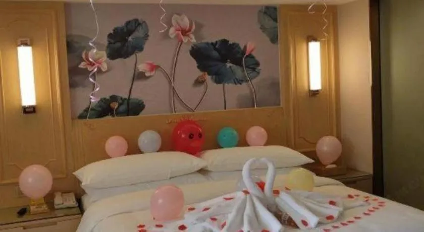 Bed in Vienna Hotel Chongqing Lijiatuo Pedestrian Street