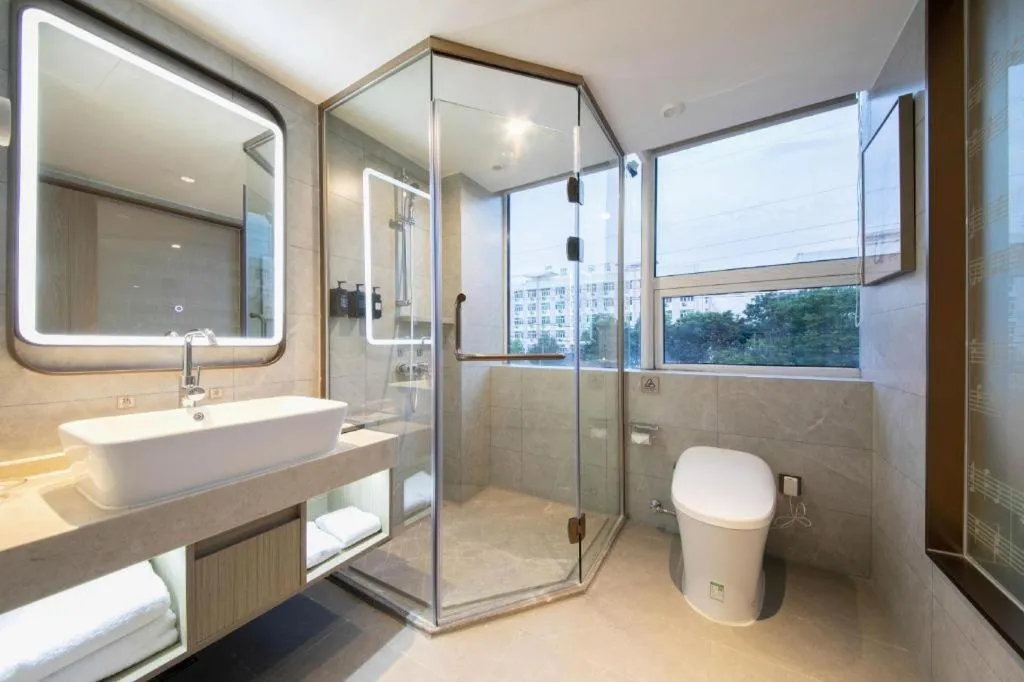 Vienna Hotel Hubei Jinzhou Changjiang University