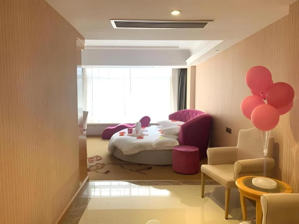 Bed in Vienna Hotel Guangxi Guilin Gongchengtianjie