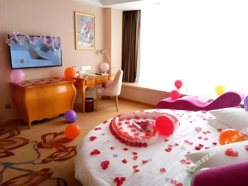 Bed in Vienna Hotel Guangxi Guilin Gongchengtianjie