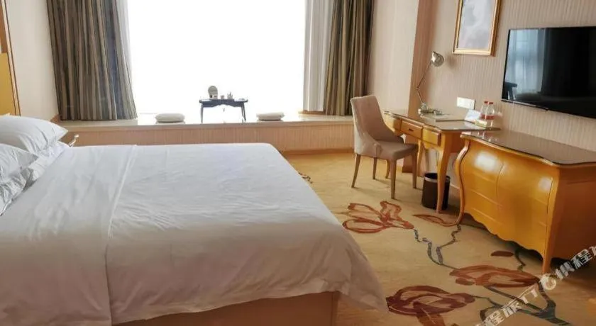 Bed in Vienna Hotel Guangxi Guilin Gongchengtianjie