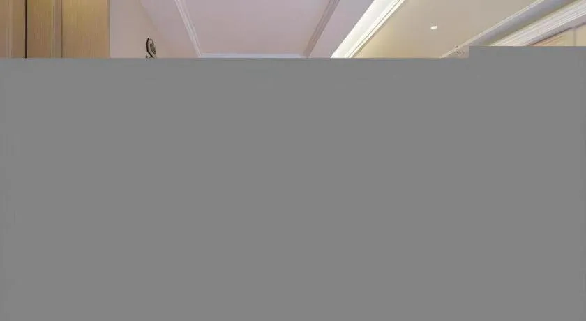 Vienna Hotel Guangdong Zhongshan Xiaolan High-Speed Railway Station