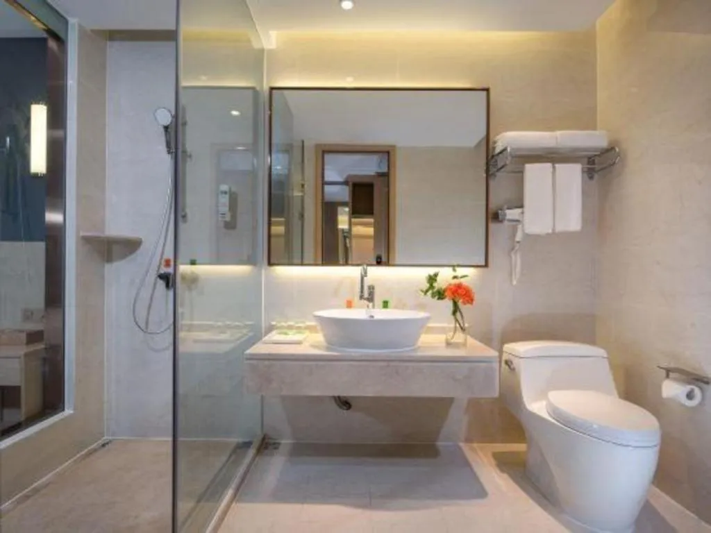 Vienna Hotel Guangdong Zhongshan Xiaolan High-Speed Railway Station