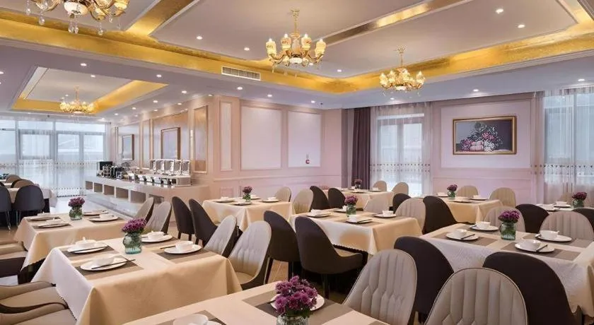 Vienna Hotel Xuzhou Junsheng Plaza Benteng Avenue Metro Station