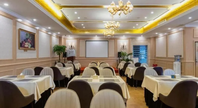 Vienna Hotel Xuzhou Junsheng Plaza Benteng Avenue Metro Station