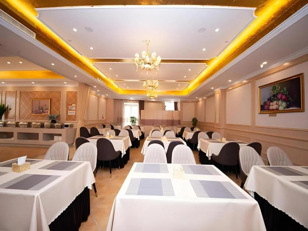 Vienna Hotel Xuzhou Junsheng Plaza Benteng Avenue Metro Station