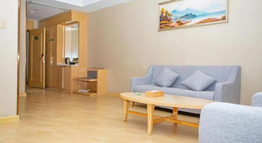 Vienna Hotel Xuzhou Junsheng Plaza Benteng Avenue Metro Station