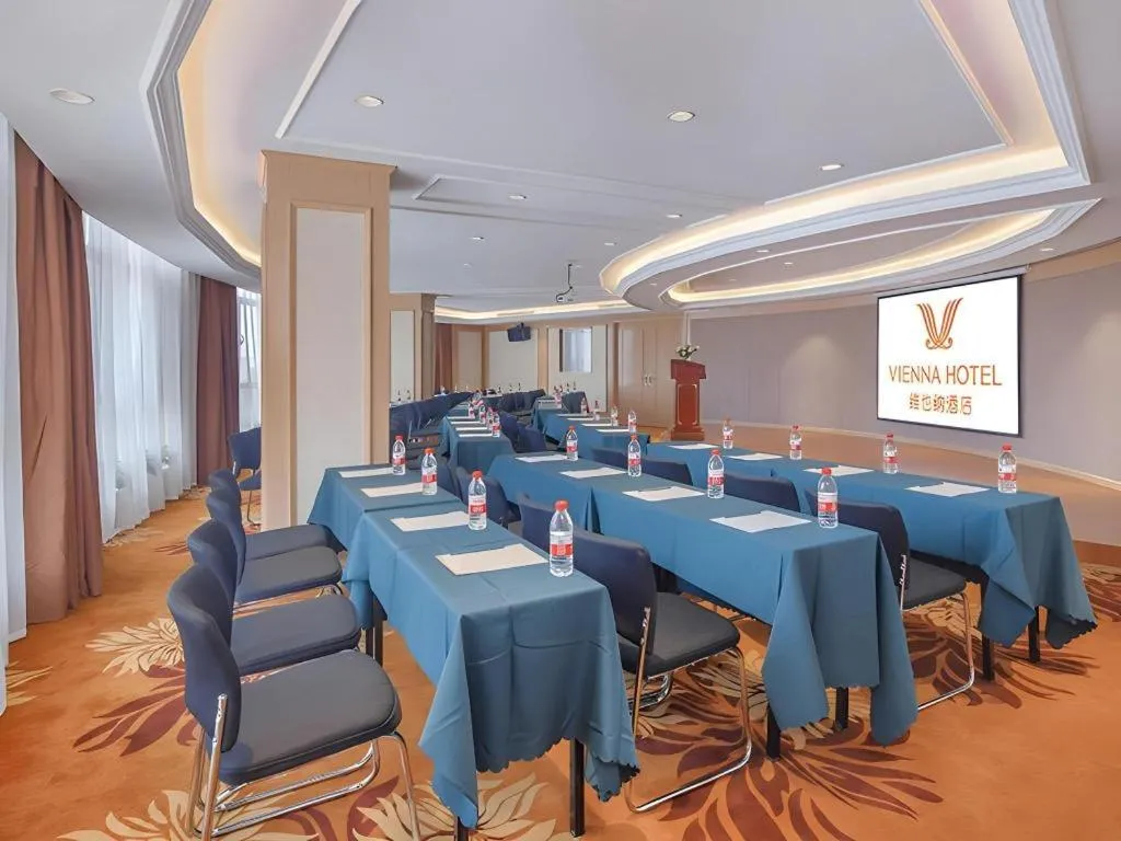 Vienna Hotel Hebei Cangzhou Suning Shenhua Road