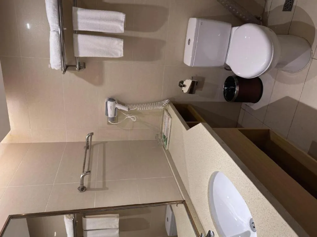 Vienna Hotel Fuzhou Changle Shouzhan Hangcheng Metro Station