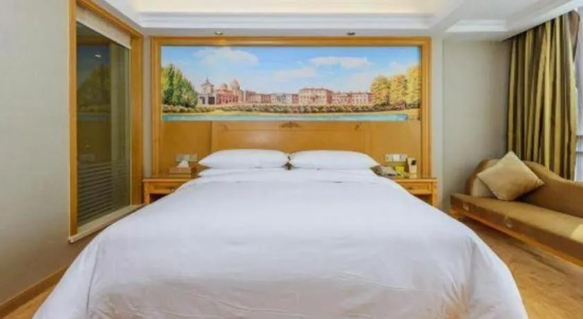 Bed in Vienna Hotel Guangxi Guilin Yongfu Station