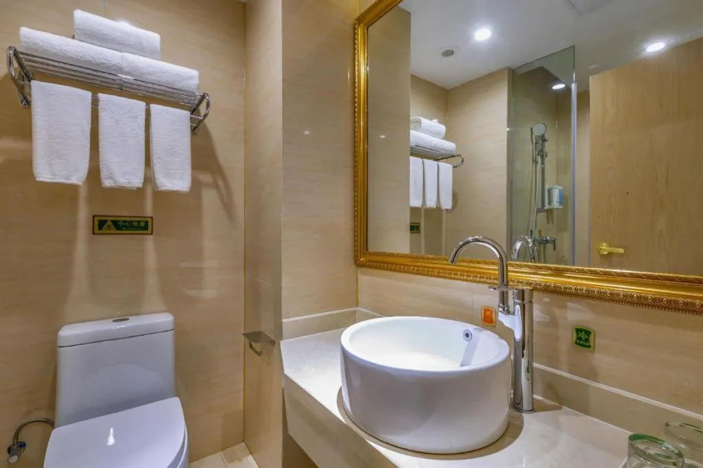 Vienna Hotel Shandong Dezhou Government Shopping Plaza