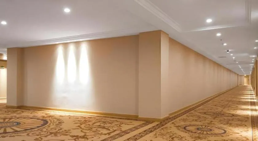 Vienna Hotel Shandong Dezhou Government Shopping Plaza