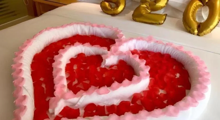 Vienna Hotel Guangxi Hezhou Guposhan Suifeng