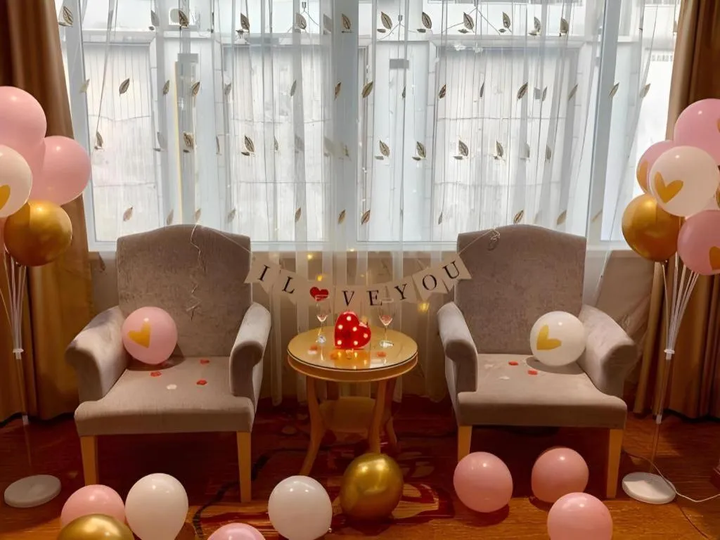 Vienna Hotel Guangxi Hezhou Guposhan Suifeng