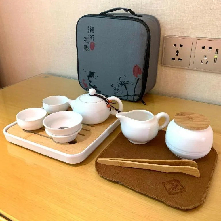 Vienna Hotel Guangxi Hezhou Guposhan Suifeng