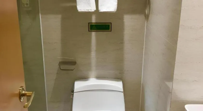 Vienna Hotel Guangxi Hezhou Guposhan Suifeng