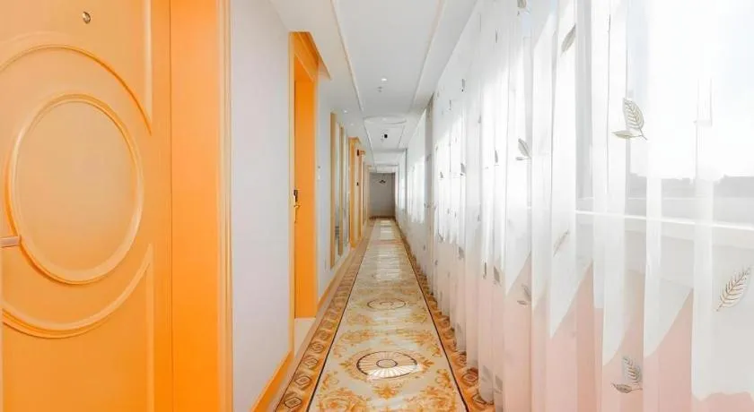 Vienna Hotel Guangxi Hezhou Guposhan Suifeng