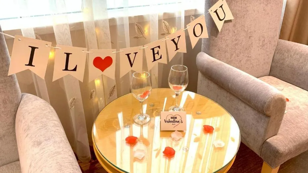 Vienna Hotel Guangxi Hezhou Guposhan Suifeng