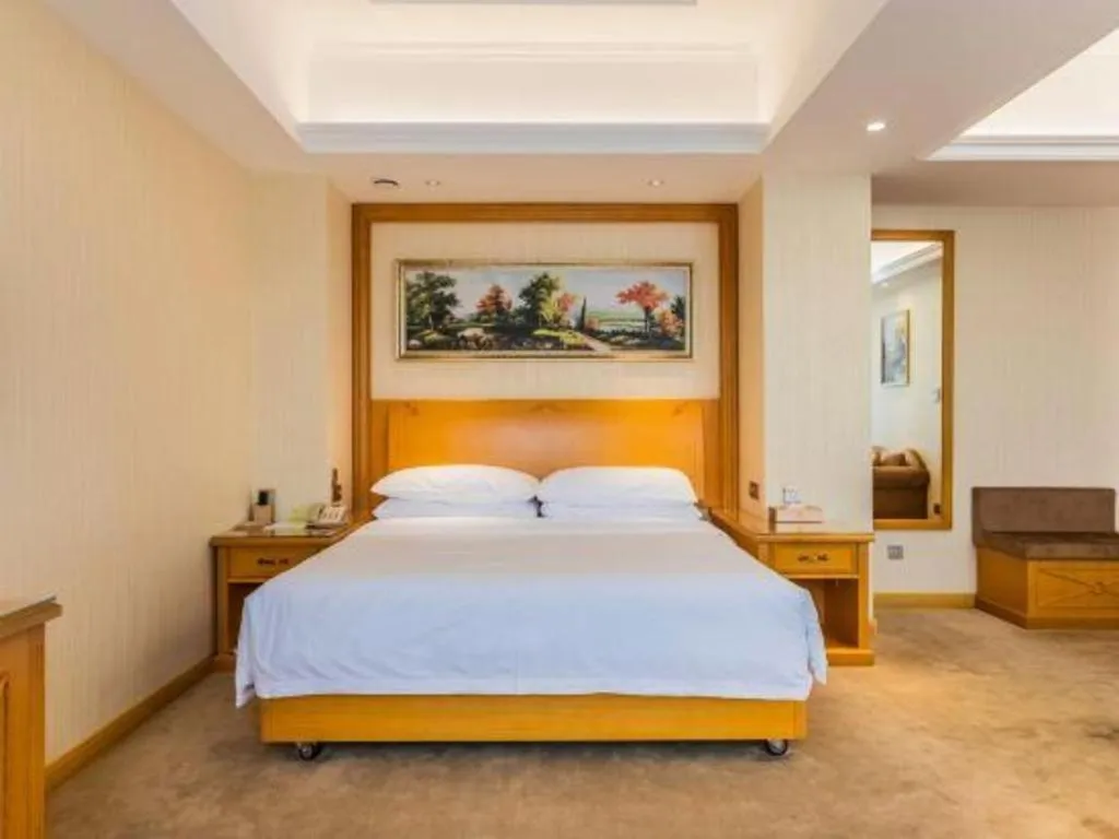 Bed in Vienna Hotel Shenyang Central Street