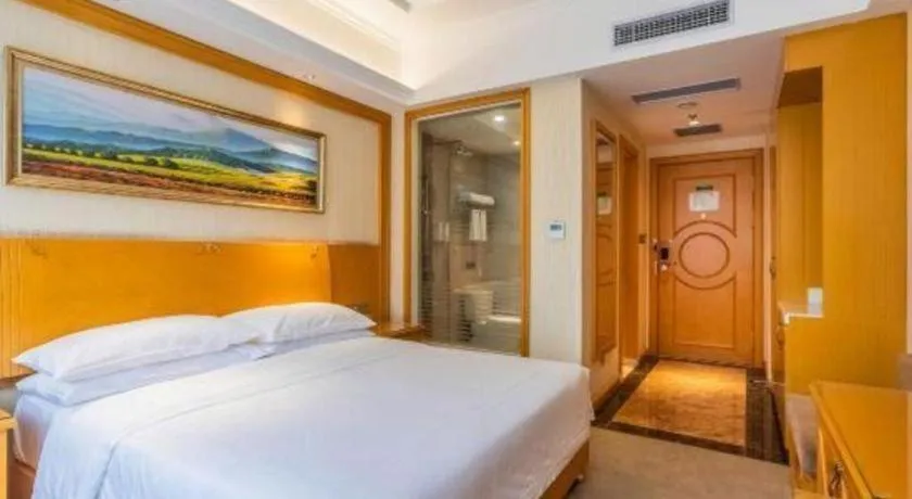 Bed in Vienna Hotel Shenyang Central Street