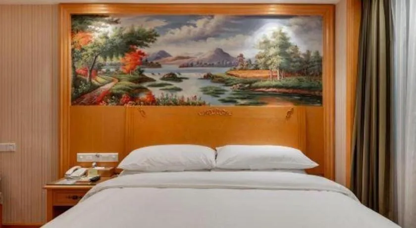 Bed in Vienna Hotel Hunan Yueyang Linxiang