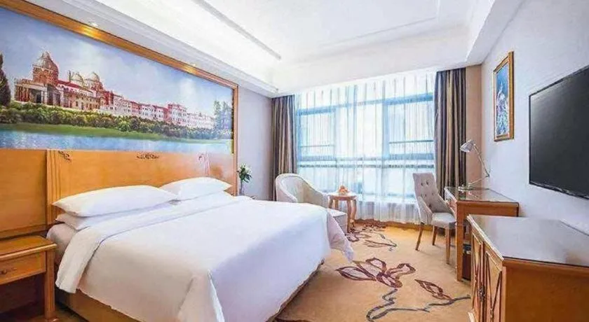 Bed in Vienna Hotel Hunan Yueyang Linxiang