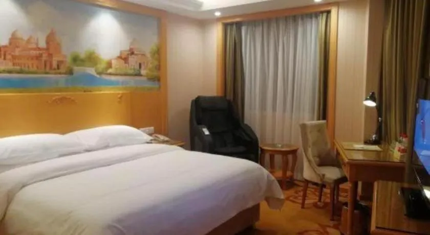 Bed in Vienna Hotel Hunan Yueyang Linxiang