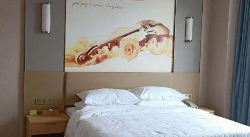 Bed in Vienna Hotel Jinan Railway Station