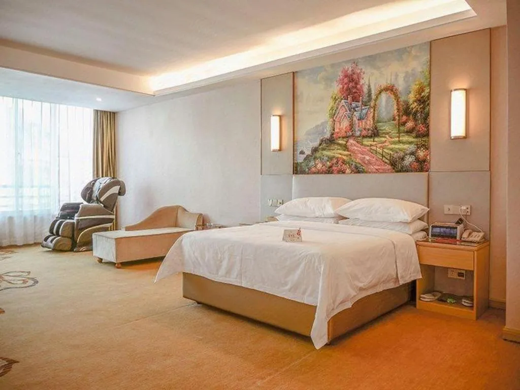 Bed in Vienna Hotel Guangdong Huizhou High-Speed North Railway Station Xiaojinkou