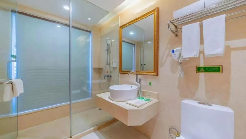 Vienna Hotel Guangdong Huizhou High-Speed North Railway Station Xiaojinkou