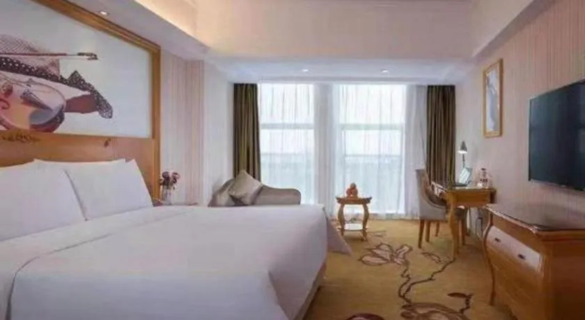Bed in Vienna Hotel Henan Luoyang Jiudu Road Wanda