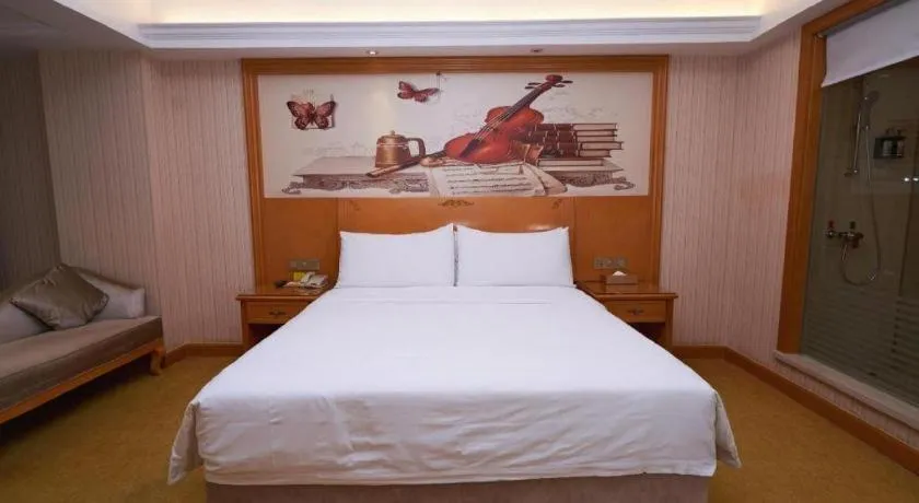 Bed in Vienna Hotel Henan Luoyang Jiudu Road Wanda