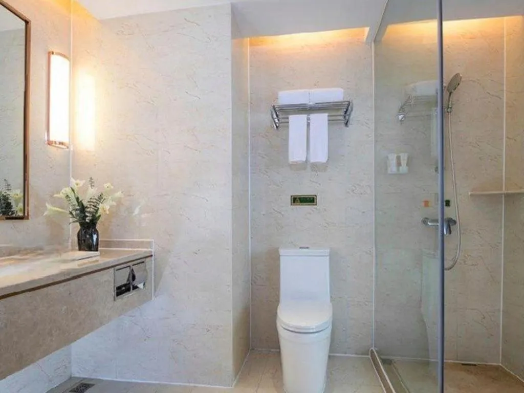 Vienna Hotel Jiangsu Zhangjiagang Passenger Terminal Station