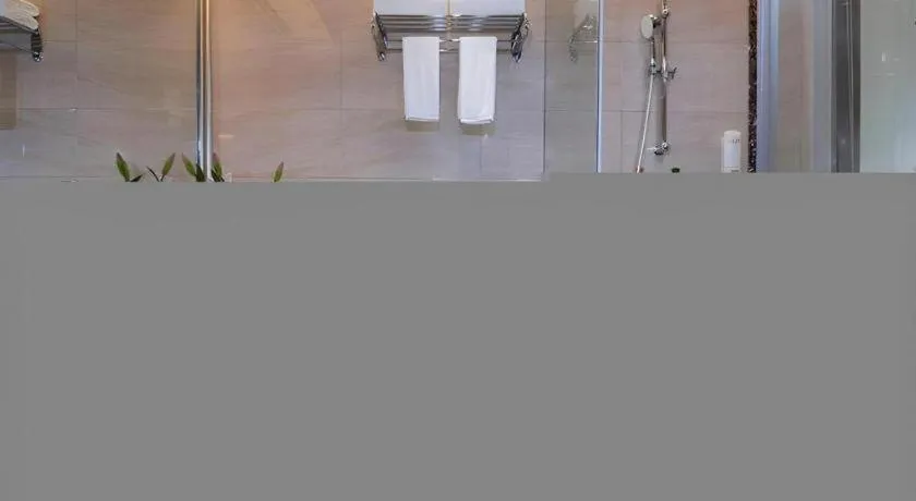 Vienna Hotel Jiangsu Zhangjiagang Passenger Terminal Station