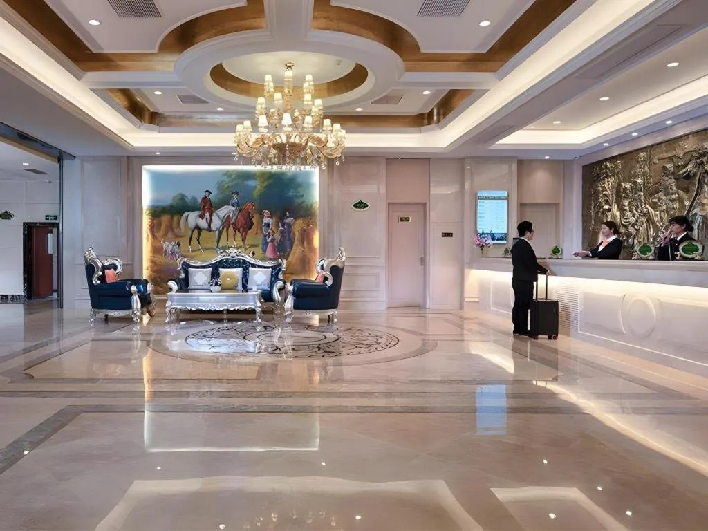 Vienna Hotel Jiangsu Zhangjiagang Passenger Terminal Station