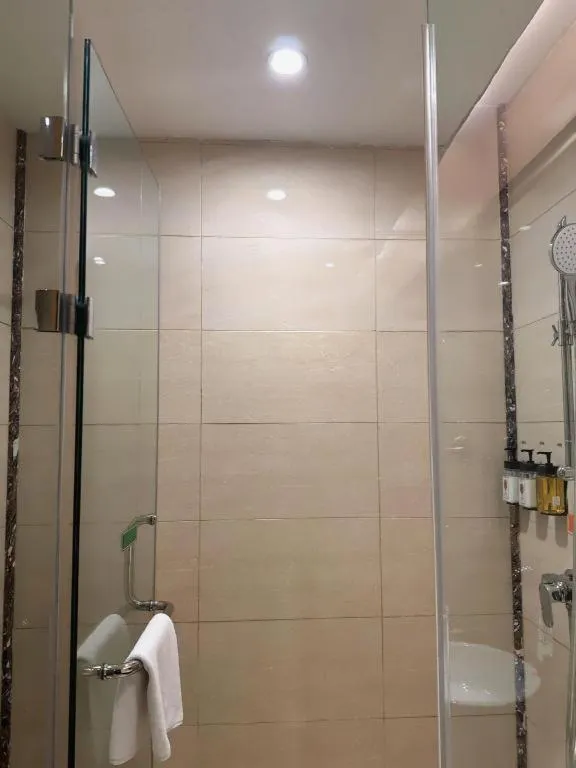 Vienna Hotel Jiangsu Zhangjiagang Passenger Terminal Station