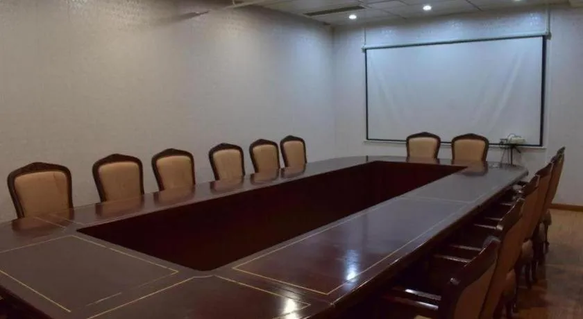 Vienna Hotel Jiangsu Zhangjiagang Passenger Terminal Station