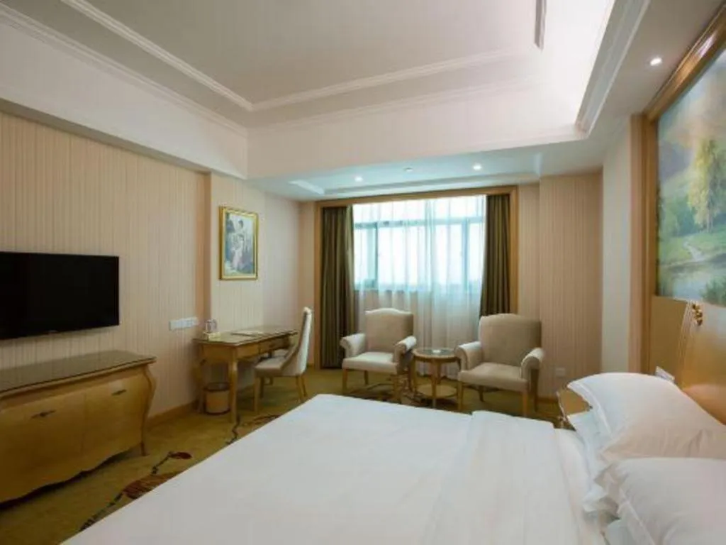 Bed in Vienna Hotel Guangzhou Huadu Sunac Cultural Tourism City Shiling