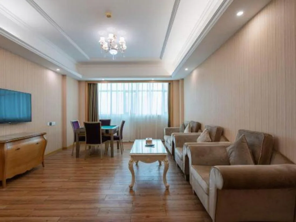 Vienna Hotel Guangzhou Huadu Sunac Cultural Tourism City Shiling