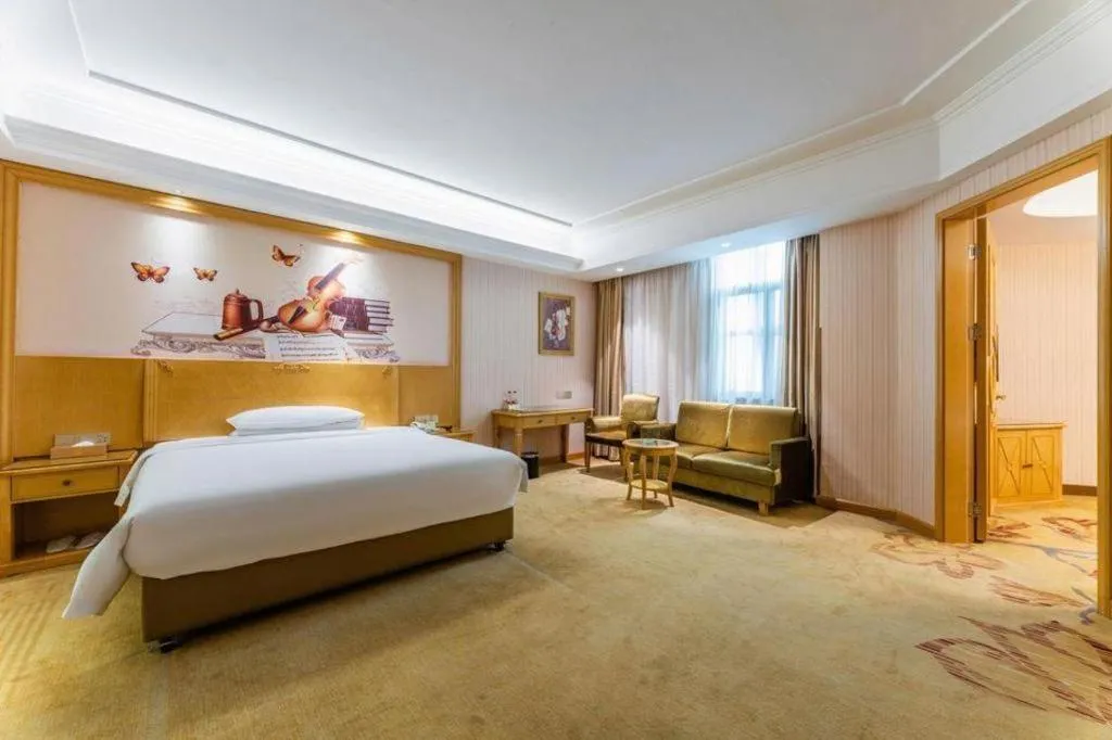 Bed in Vienna Hotel Hubei Xiangyang Tang City Gulou