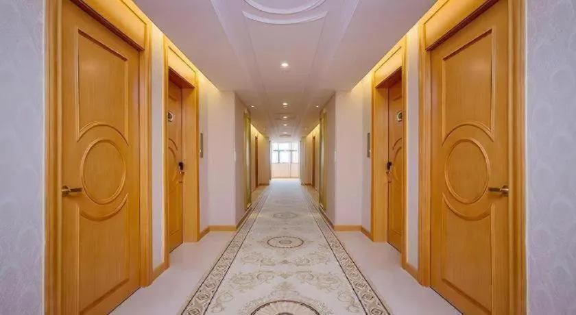 Vienna Hotel Hubei Xiangyang Tang City Gulou
