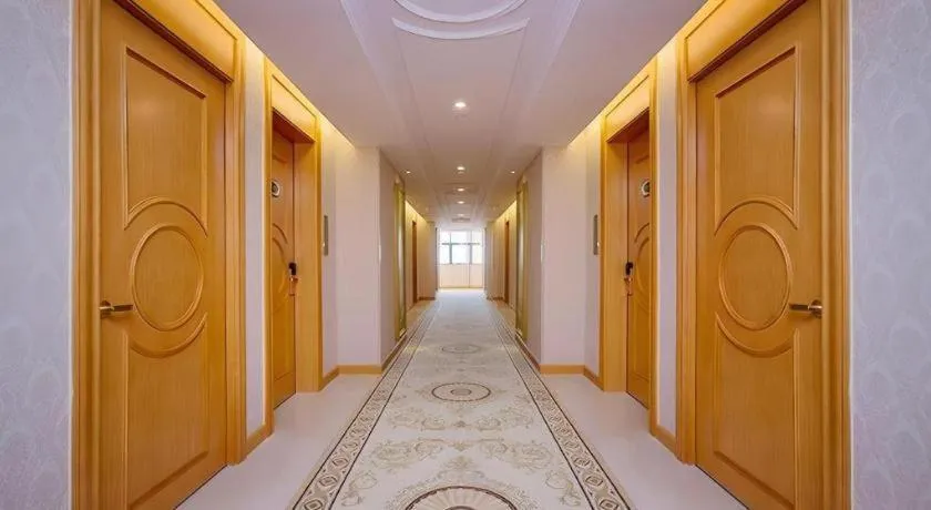 Vienna Hotel Hubei Xiangyang Tang City Gulou