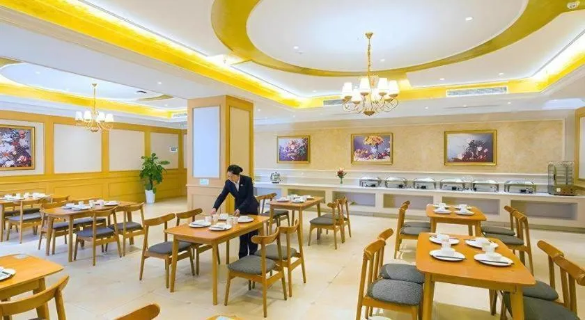 Vienna Hotel Hubei Xiangyang Tang City Gulou